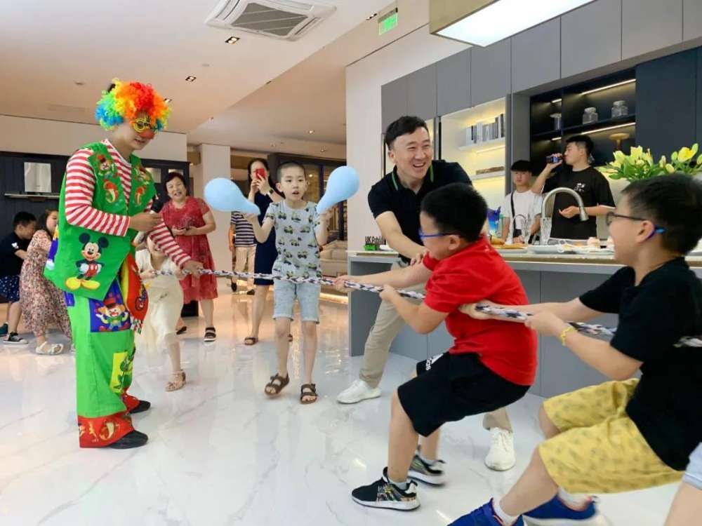 帕布勒不銹鋼廚柜：不止是廚柜，更是兒童樂(lè)園